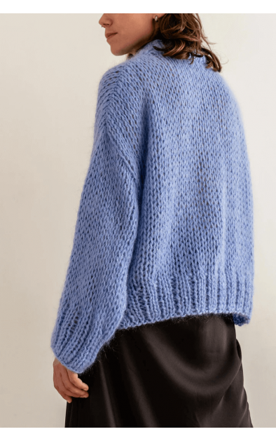 CHUNKY MOHAIR SWEATER DEEP V